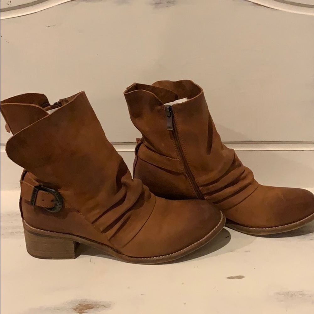 Antelope Booties - Picture 2 of 4